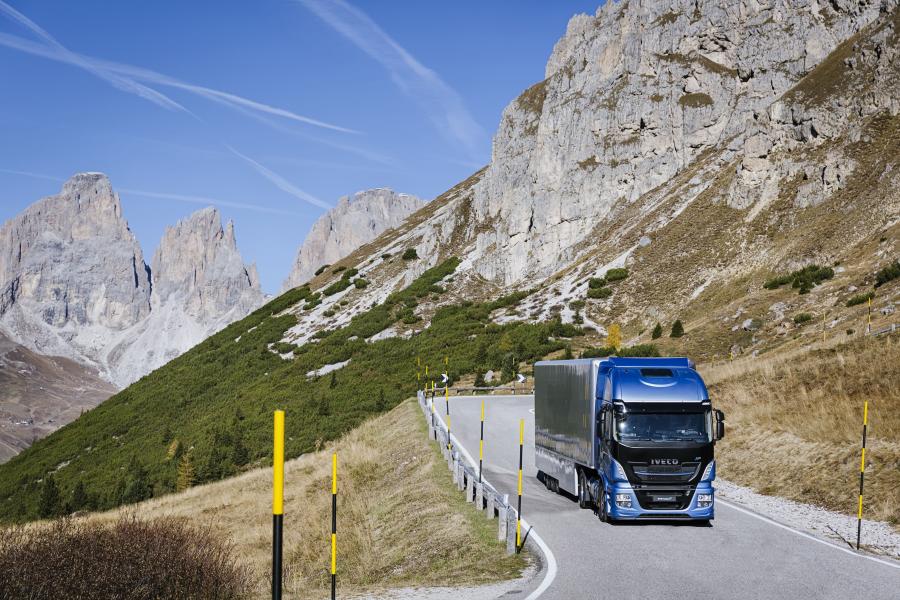  Iveco Stralis 460NP 4x2 2017 года  (фото 28 из 40)